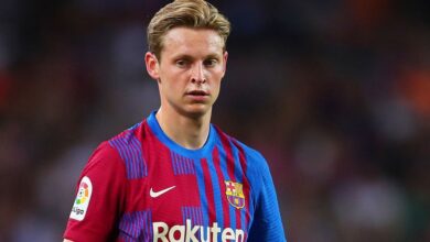 Barcelona offer Frenkie de Jong new contract with reduced wages
