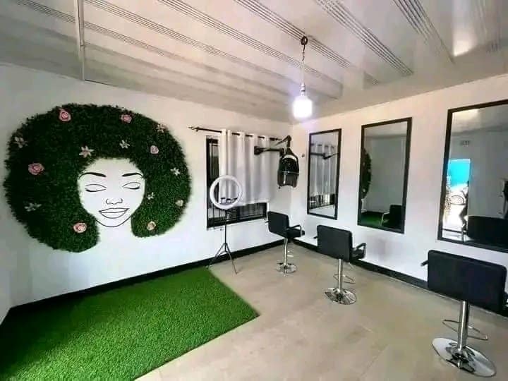 man girlfriend salon valentine's gift