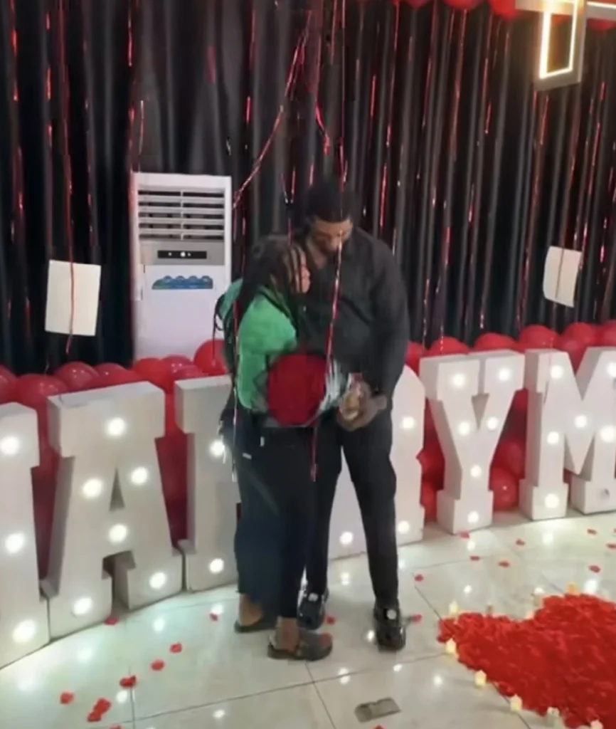 “All my friends too wicked” — Reaction as lady receives marriage proposal after friend posted her on her WhatsApp status 