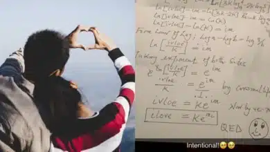 “Nerdy men are the best” — Man creates mathematical formula to express his love for girlfriend