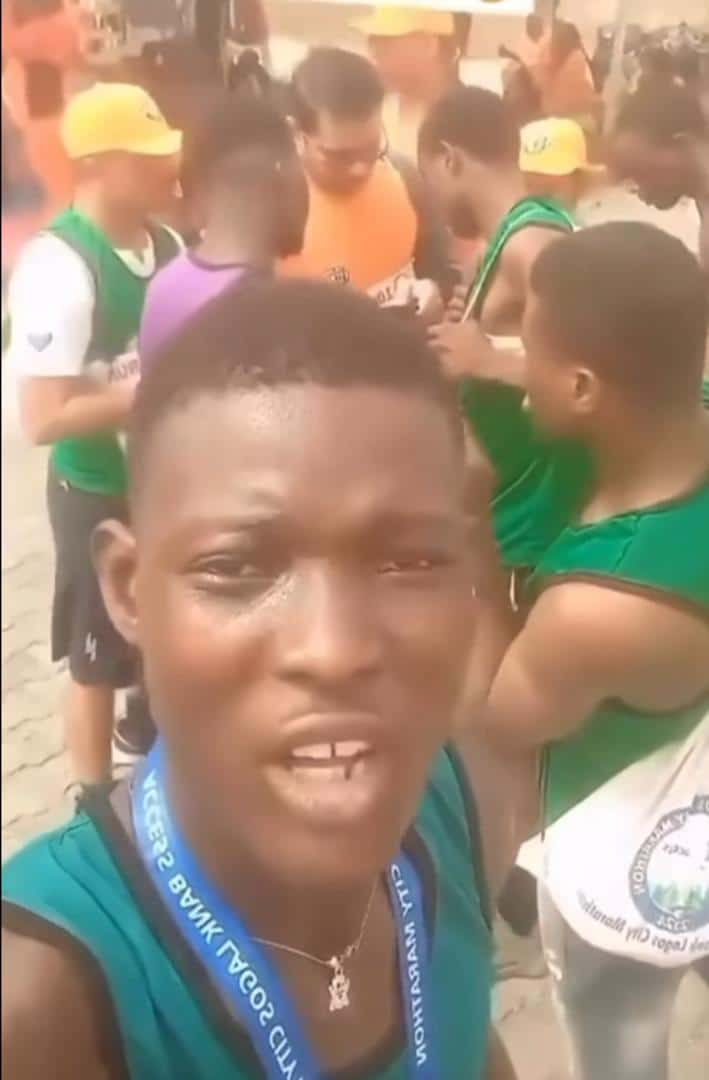 "How can you win a medal and sell it to oyinbo for N4K" - Man calls out athlete