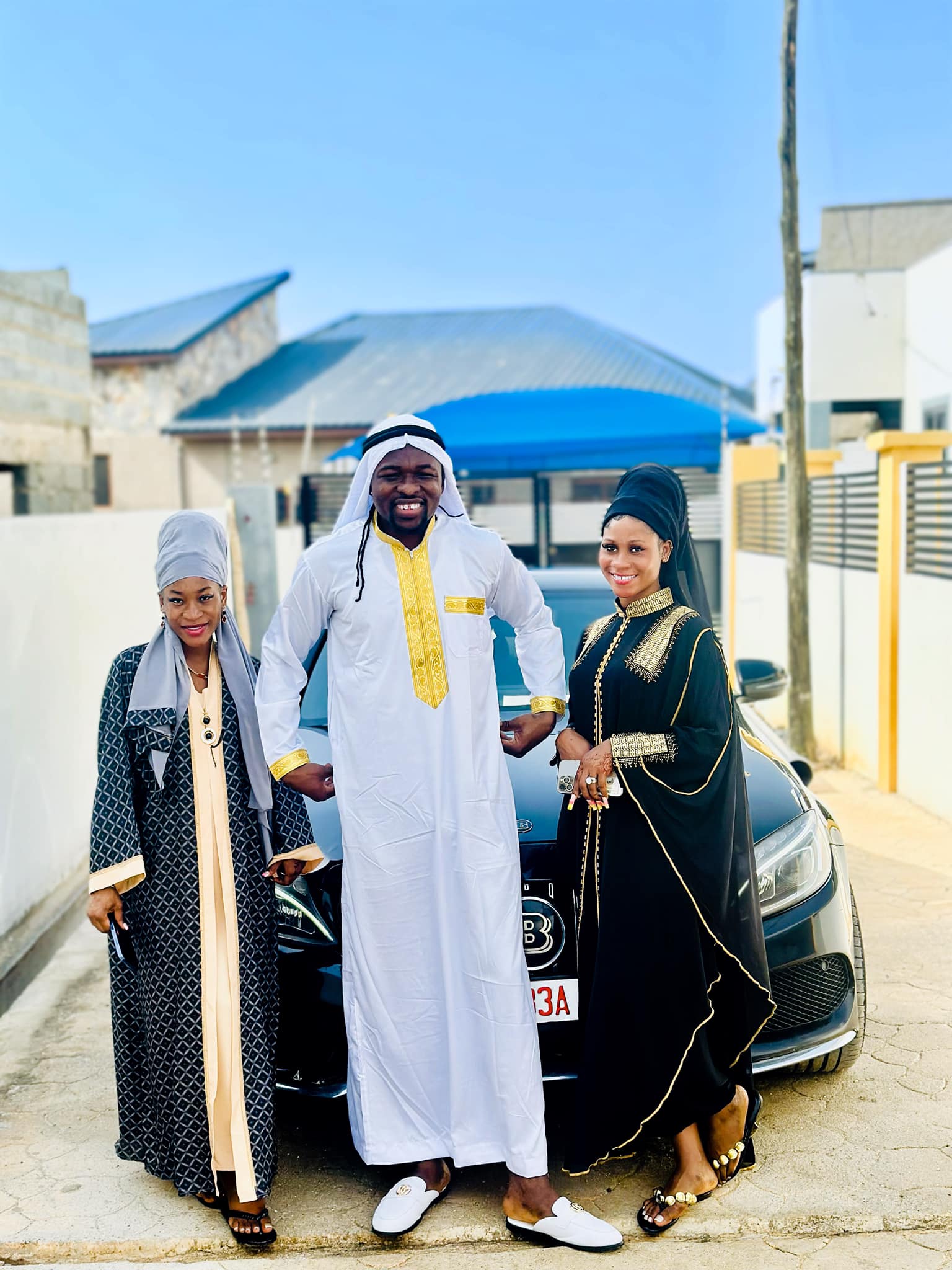 Ghanaian man two wives enjoy