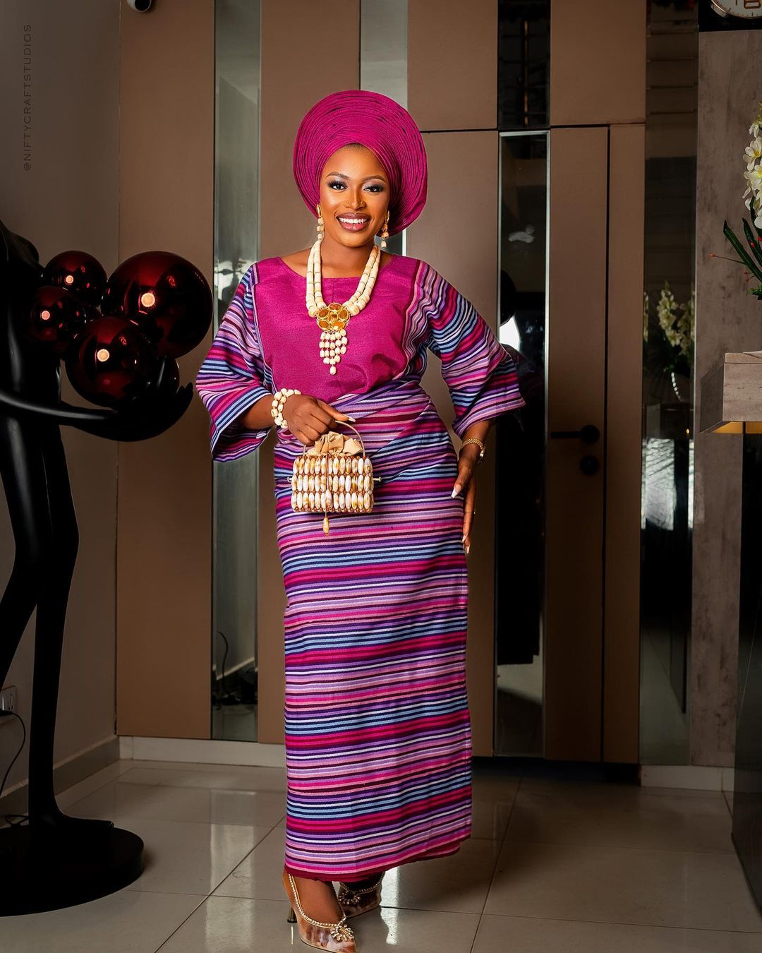 Portable 30 wife side chick baby mama celebrate