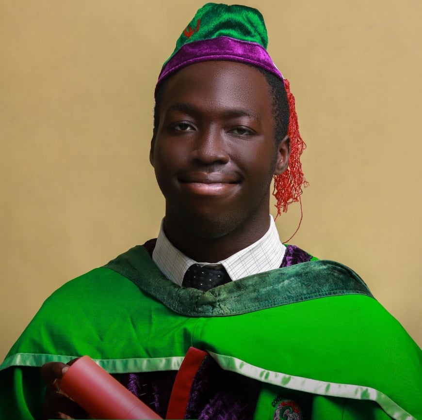 "NYSC wetin I do?" - Youth Corps member stunned as akara wrapper turns out to be NYSC magazine, with his photo