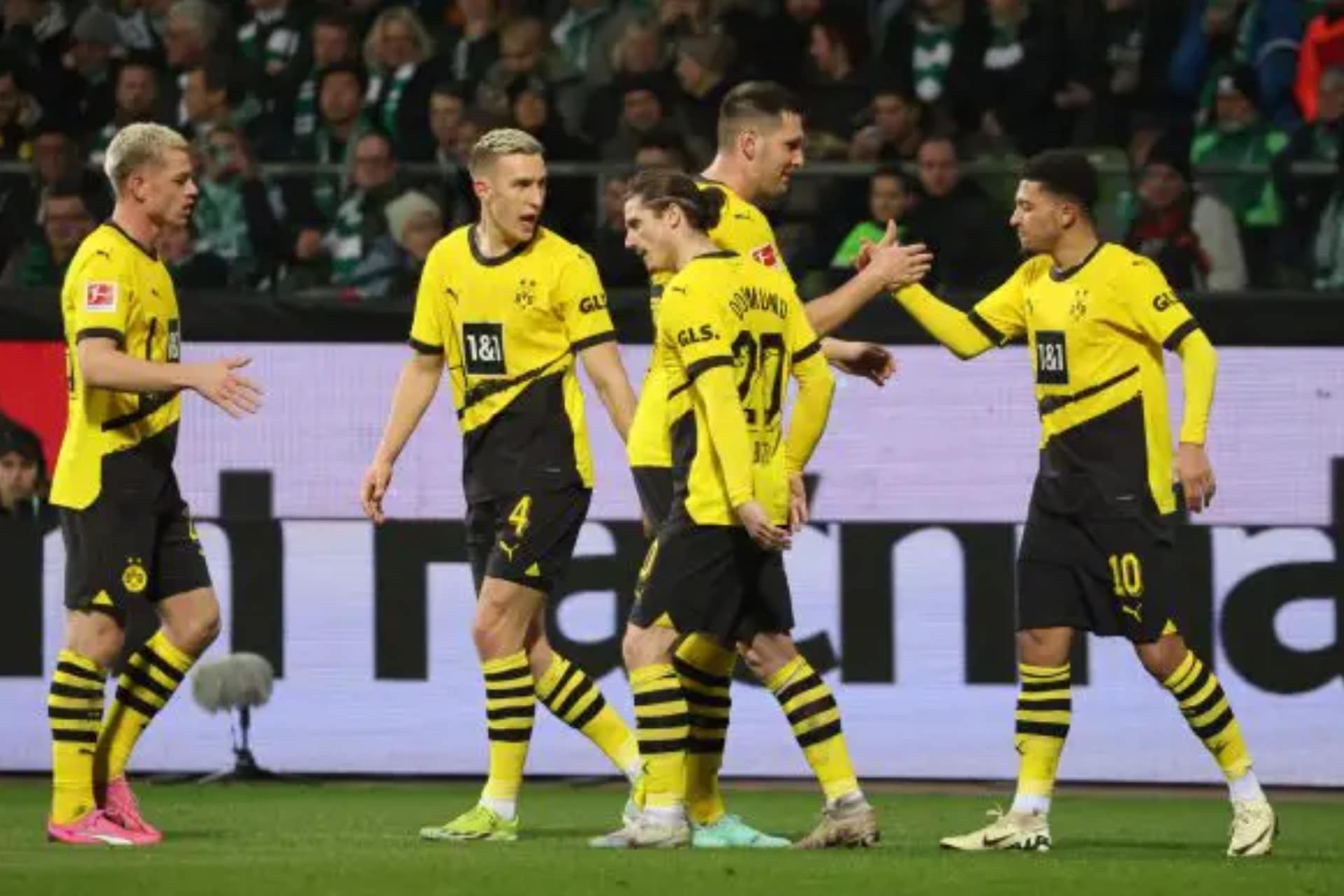 Dortmund hope to retain Sancho as player lacks desire to return to Man United