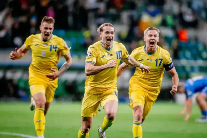 Mykhailo Mudryk sends Ukraine to Euro 2024 with late stunner against Iceland