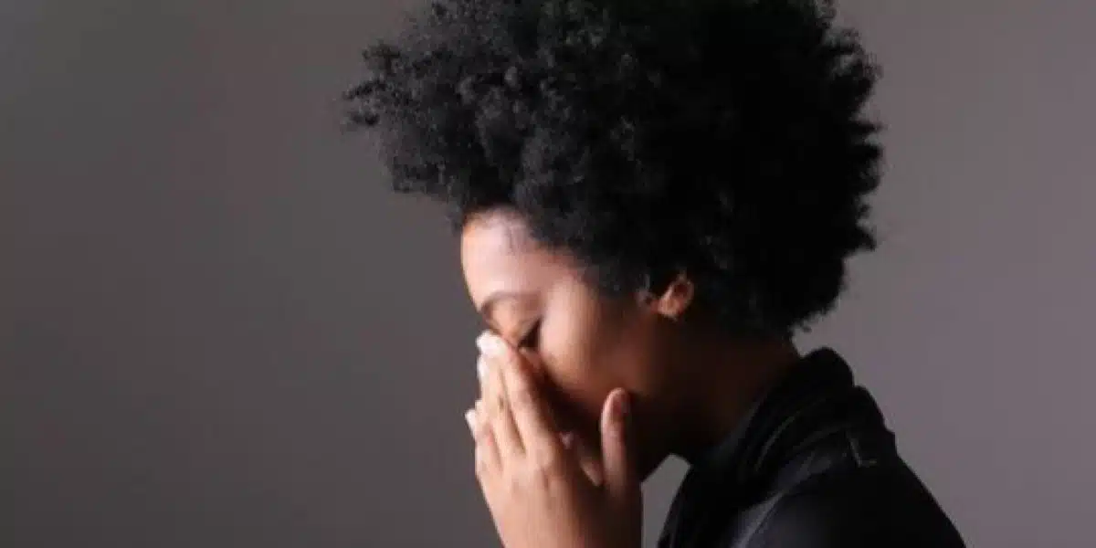 “My wife likes yellow men” — Lady shares artisan’s reaction after she advised him to stop bleaching his skin