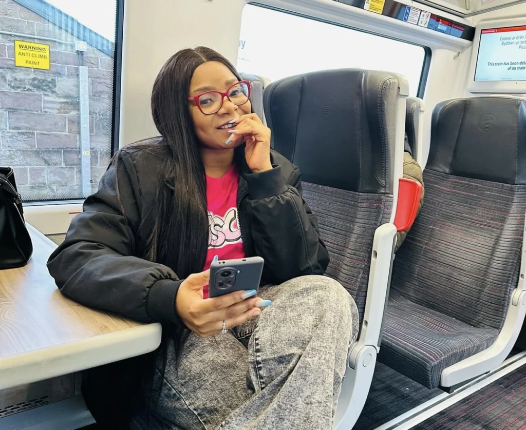 “His mother wants him to marry an Igbo woman” — Video of Queen narrating what Lord Lamba put her through trends