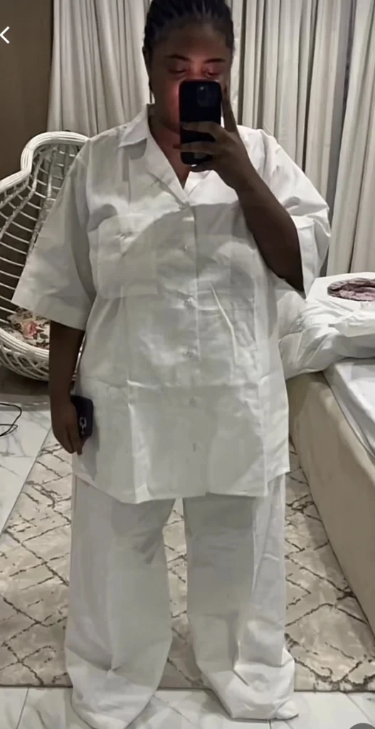 “Sew belt make you go register for taekwondo” — Reactions as lady shows off outfit she ordered vs what she got 