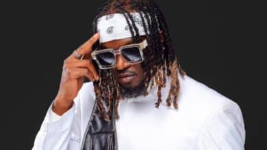 "Real men don't care about the wigs on your head; just have brain" – Rudeboy tells ladies