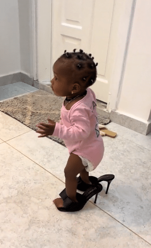 "Why do they like wearing bigger shoes?" - Little girl causes buzz online as she's seen slaying in her mum's oversized high heels