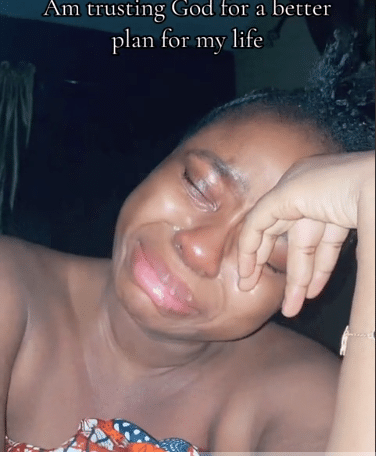 "Everyone left me behind" - Lady cries over stagnant life, says her mates are doing better