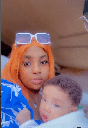 mother baby grey eyes