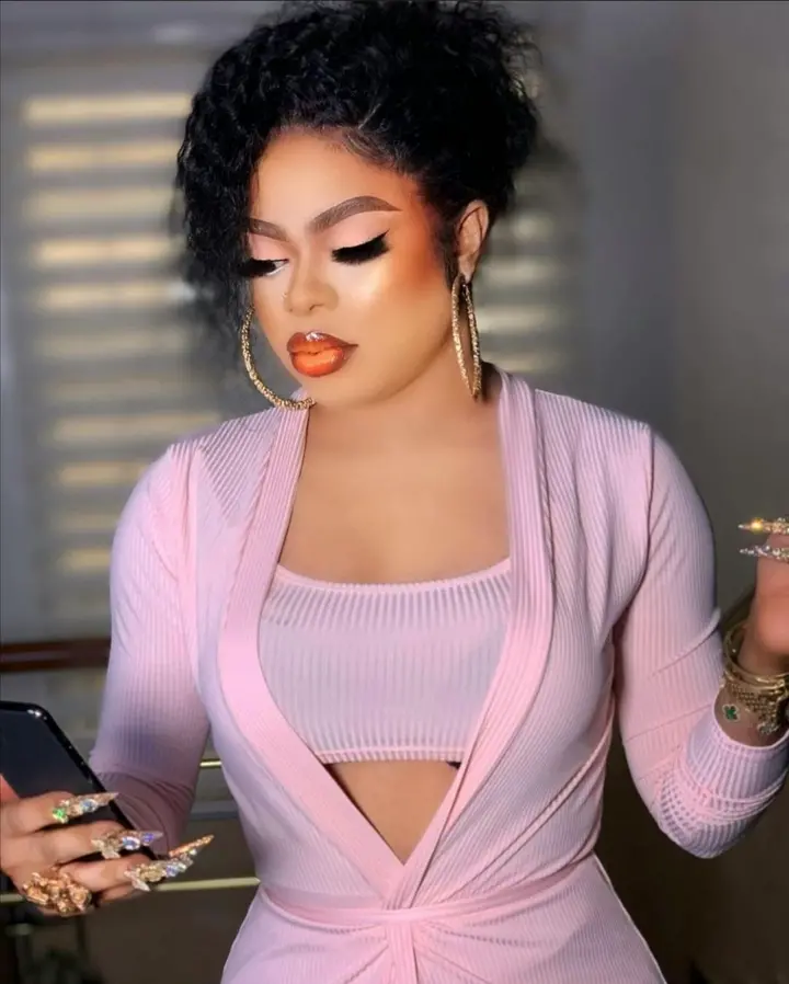 Bobrisky goes unclad in new post, shows evidence he is now a full "woman"