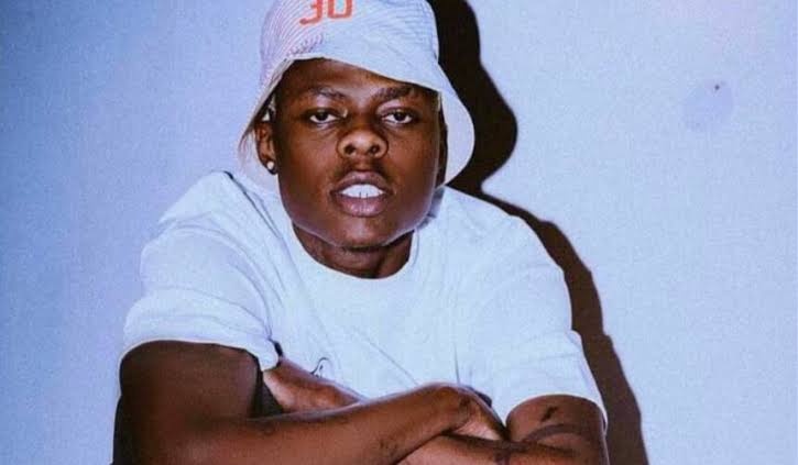 "E come cold like mortuary" - Controversy erupts as 'Mohbad Water' emerges in Lagos markets