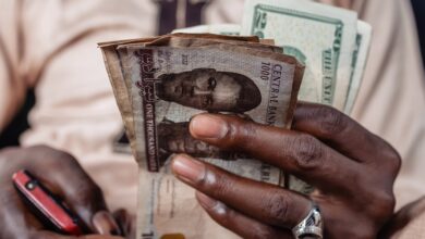 Naira bounces back, sells at 1,280/$