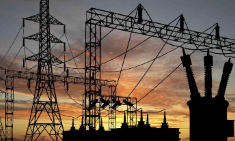 FG increases electricity tariff from N66/KWH to N225