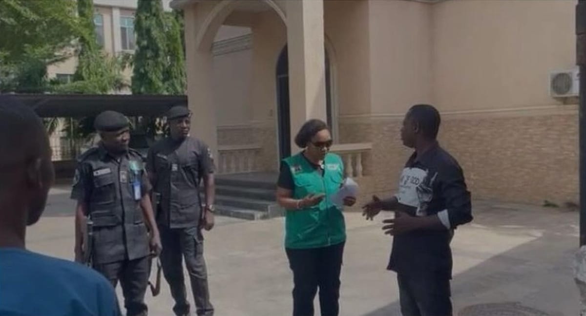 FG raids Chinese supermarket for discriminating against Nigerians