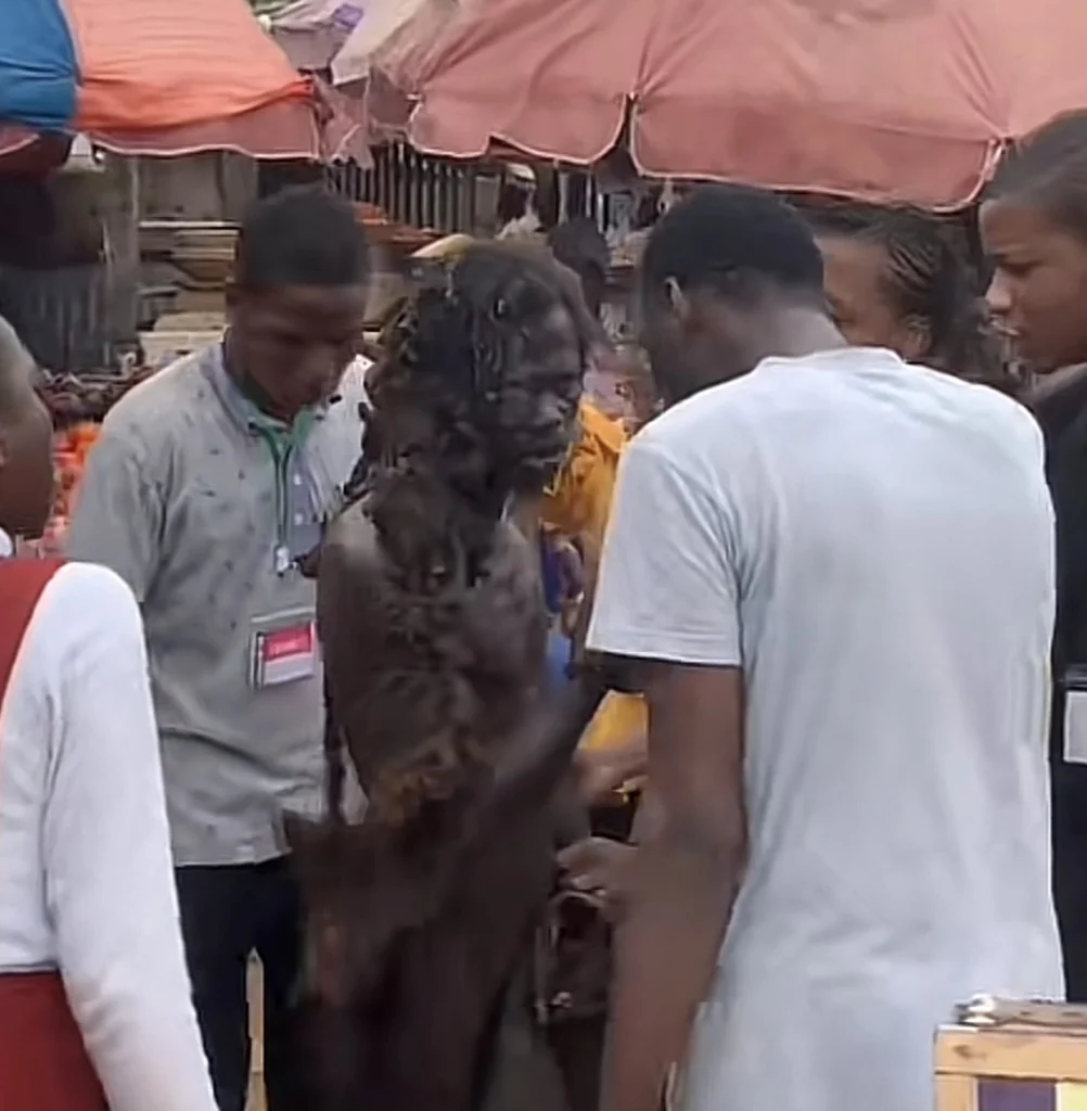 “Na wetin our parents send us come do” — Moment OOU students publicly carry out deliverance for a mentally ill man
