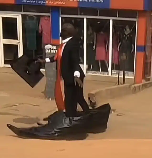 Nigerian man cause buzz as he shows off his exotic ‘ride’