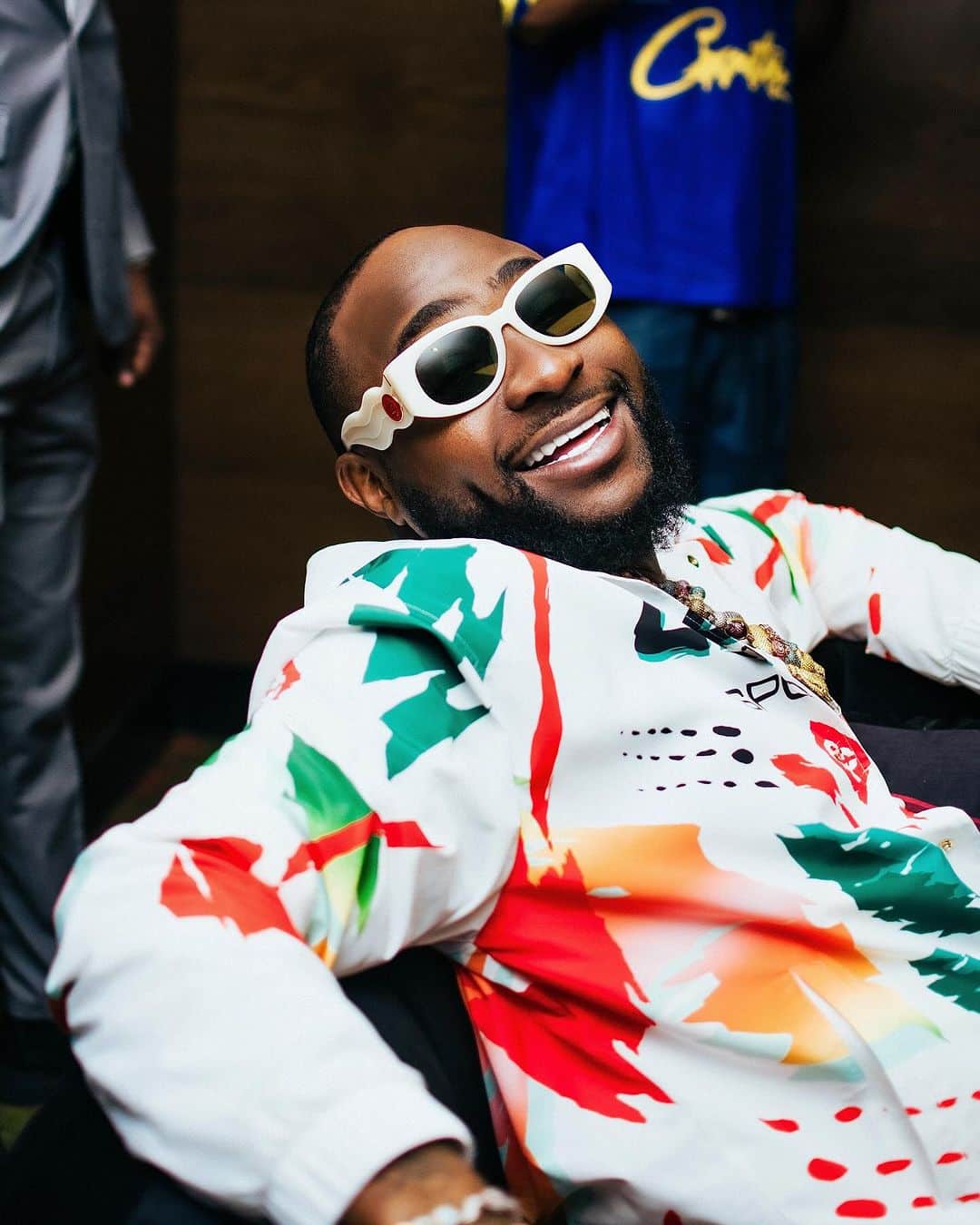 Reactions trail Davido’s harsh response to producer who called him out over unpaid royalties