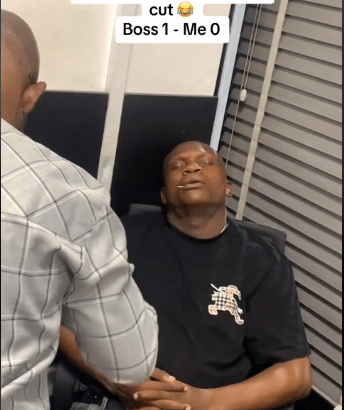 Drama as boss catches male staff sleeping with mouth open while on duty at office, video trends 
