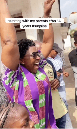 Moment Nigerian lady surprises her parents as she returns home after 14 years
