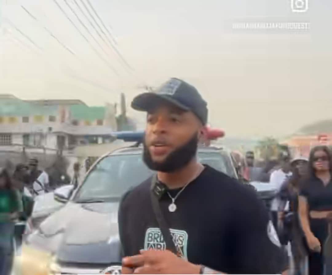 Nigerian man attempts Guinness World Record for most fast-food restaurants visited on foot in 24 hours