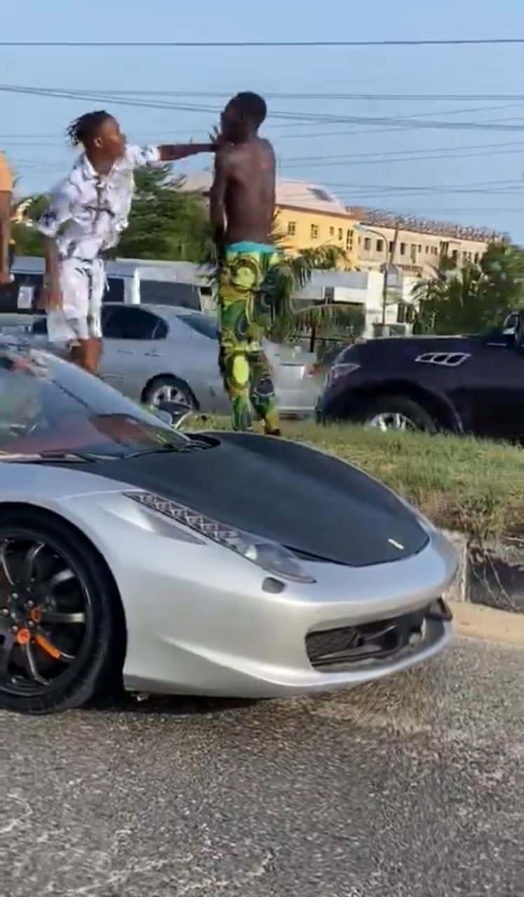 Moment Zinoleesky clashes with bus driver who begged for money