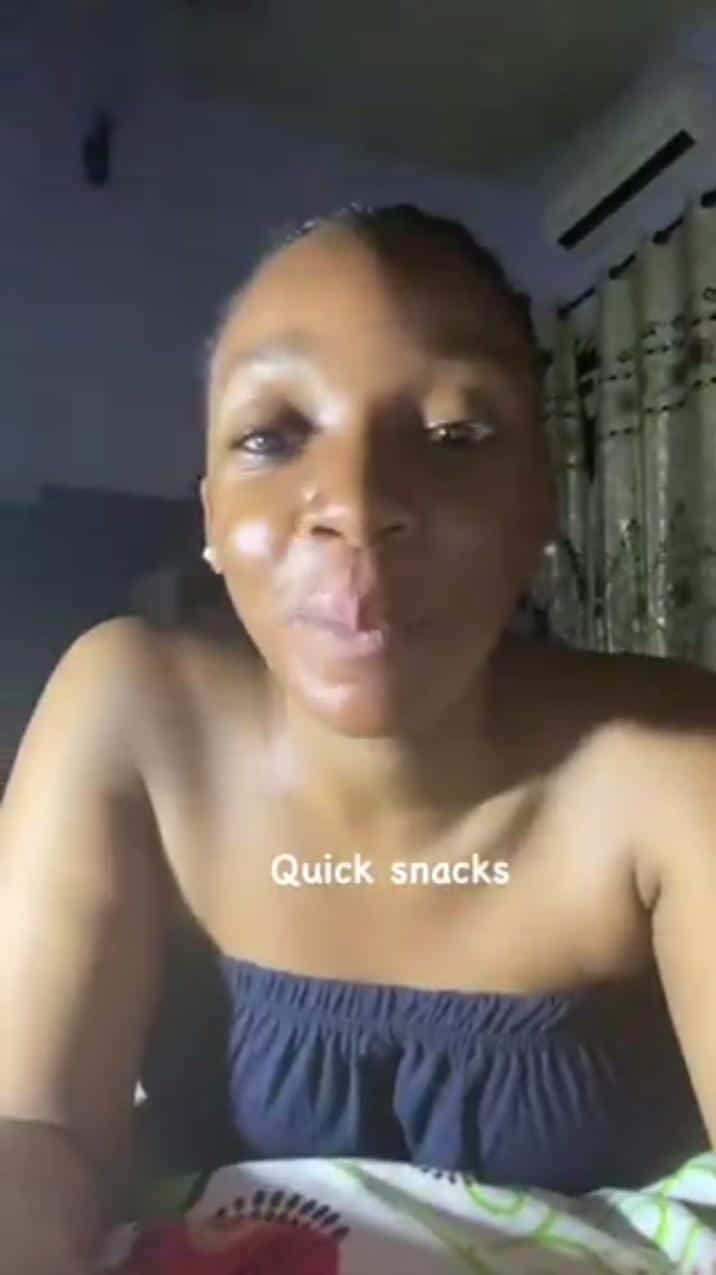 Video of lady chewing naira notes sparks online reactions