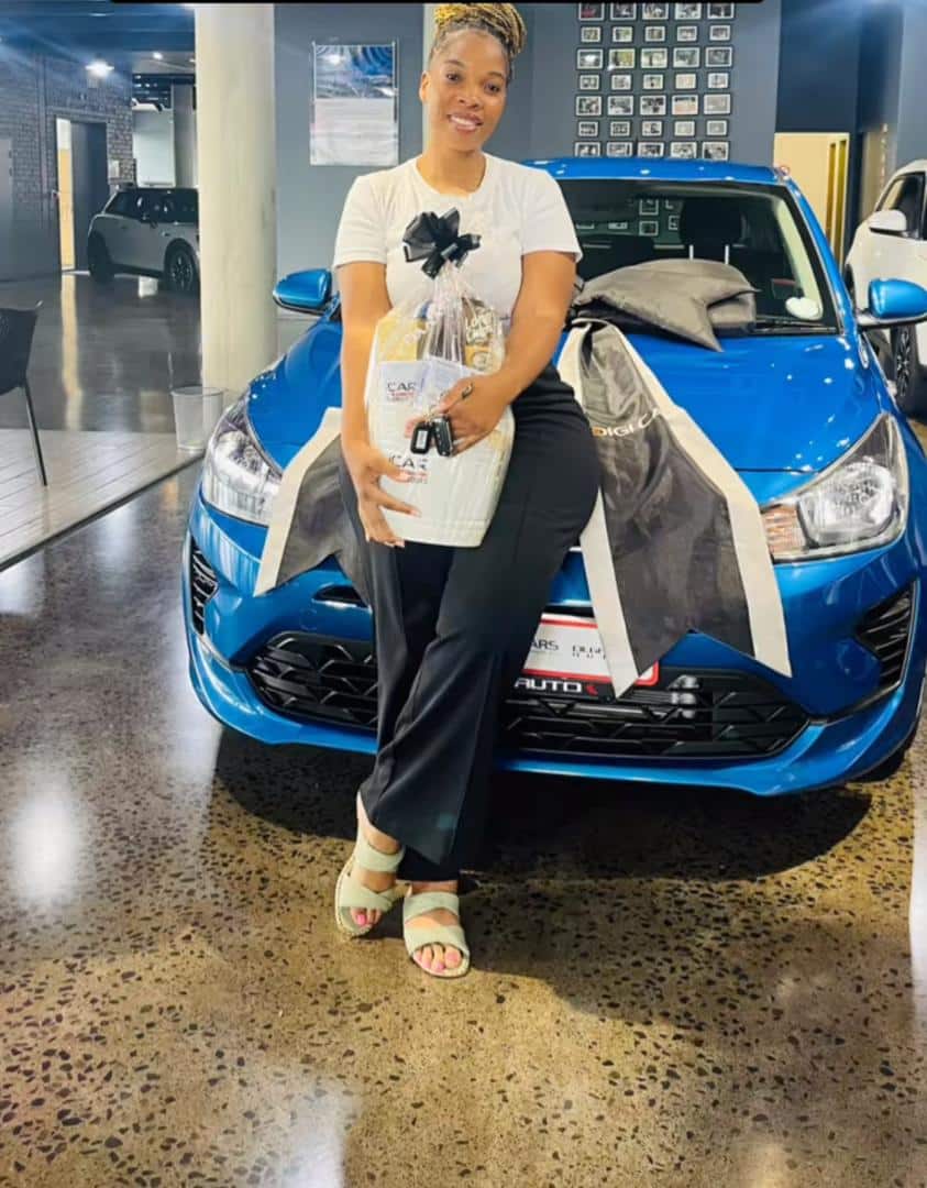 Lady buys her first car at 32, calls herself 'late bloomer'