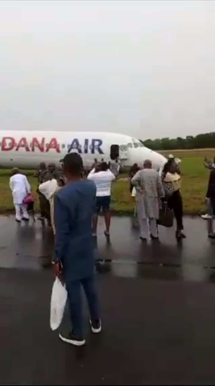 Horrifying moment Dana Air flight carrying passengers from Abuja skids off Lagos airport runway