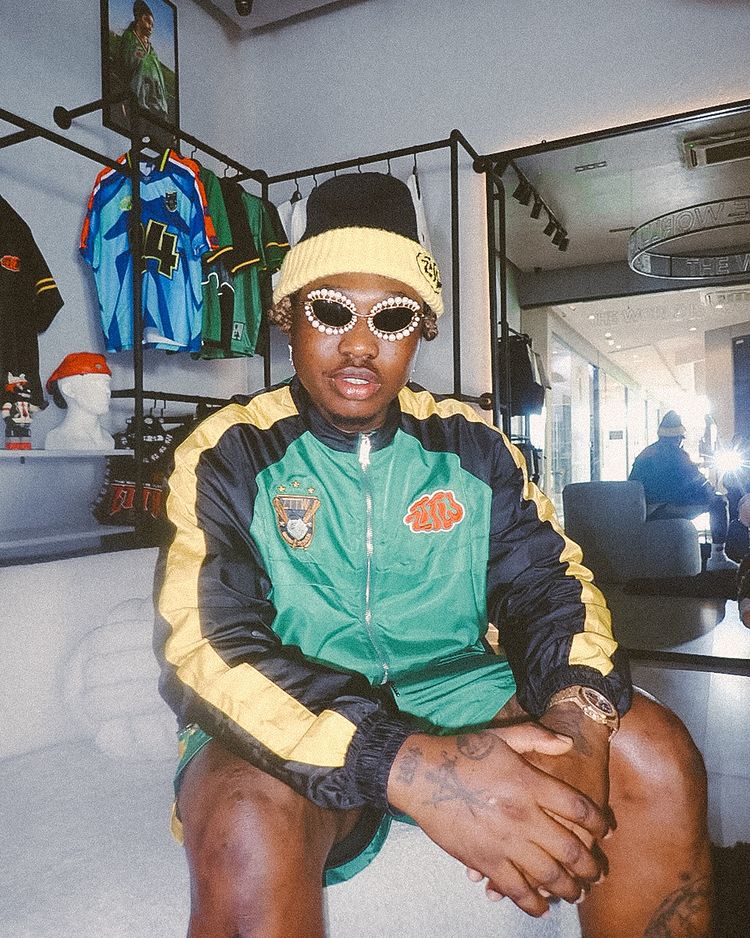 Aba market traders pirate Zlatan Ibile's clothing line days after launch 