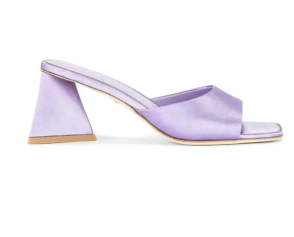 Outdated Fashion Trends That Are Completely Ruining Your Outfit