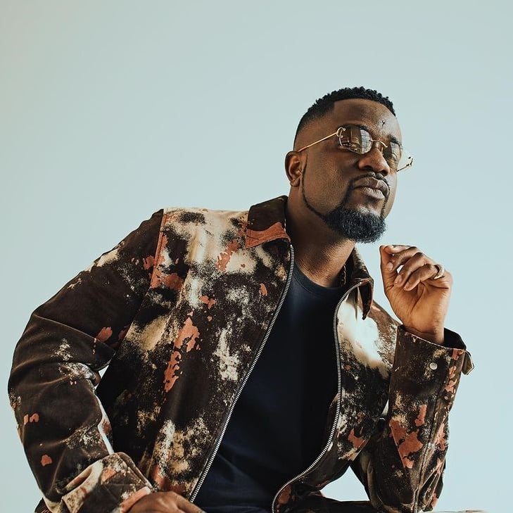 Ghanaian rapper Sarkodie denies jabbing Davido, Wizkid, Burna Boy