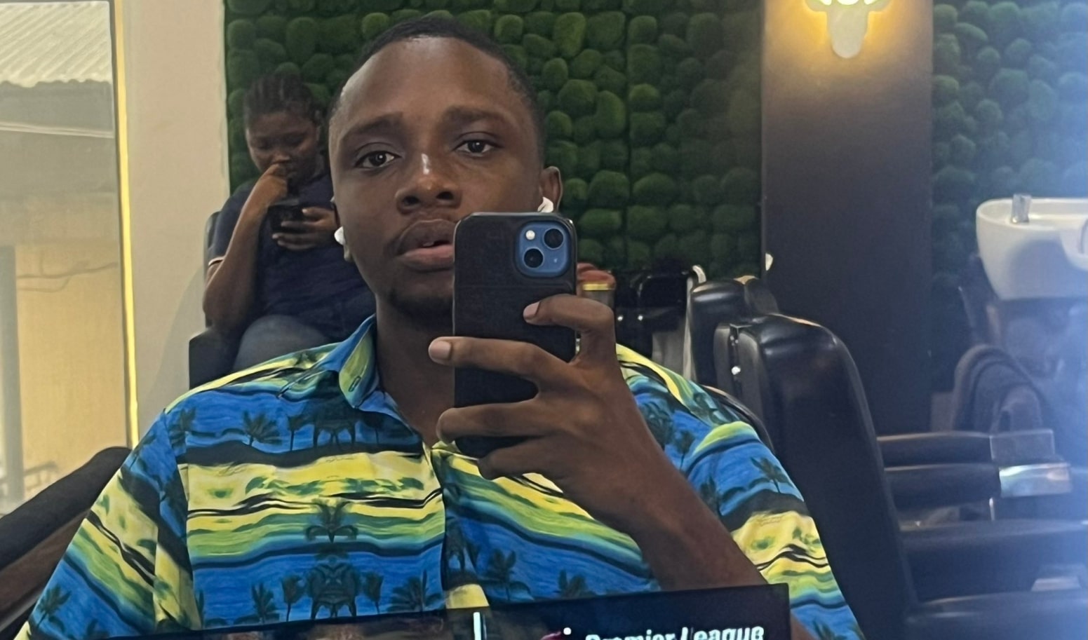 Hardcore fan frames Davido's Twitter response, plans to show future kids