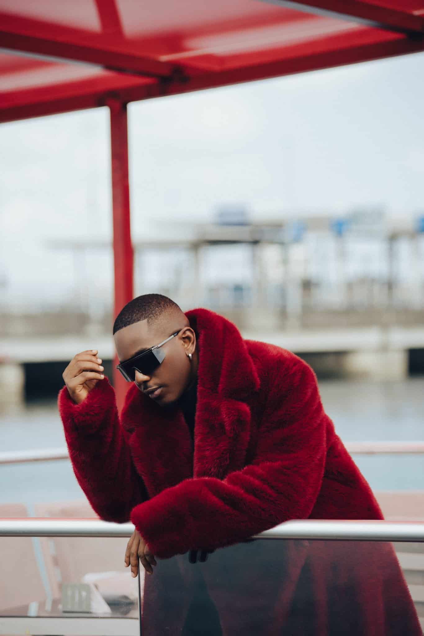 Drama as lady loses it after seeing Timini at nightclub, hugs him