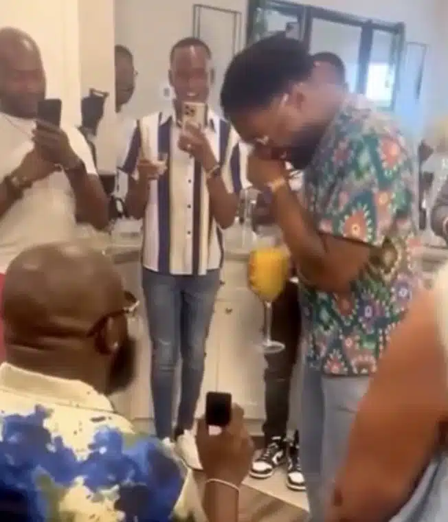 Man moved to uncontrollable tears as his partner proposes to him
