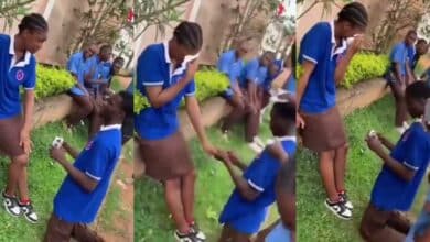 Heartwarming moment secondary school student proposes to girlfriend