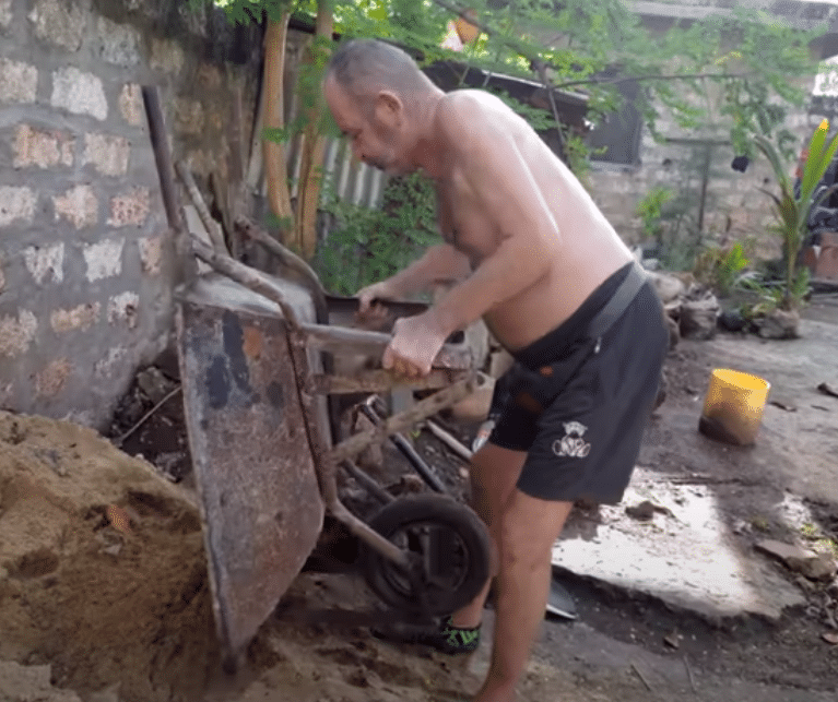 Oyinbo man who sold his house, quit his job abroad to stay with African wife cries out as wife dumps him