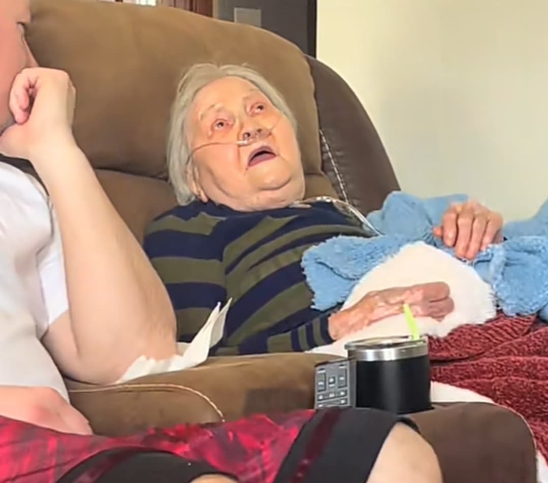 Elderly woman dies two days after claiming to have met God, reveals their full conversation
