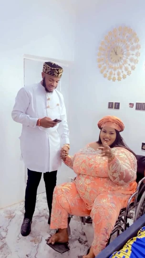 Netizens gush as disabled woman celebrates 3 years marriage anniversary with husband