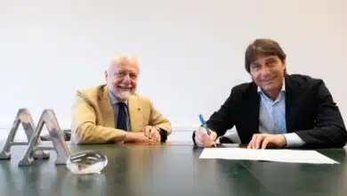 Official: Antonio Conte signs three-year contract as new Napoli coach
