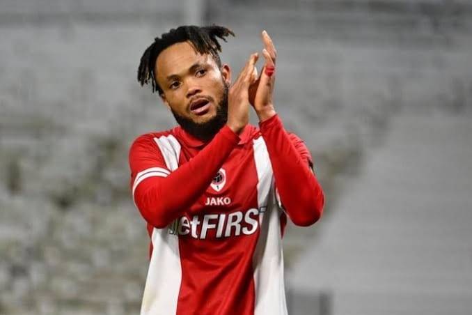 Official: Chidera Ejuke becomes Sevilla's first summer signing