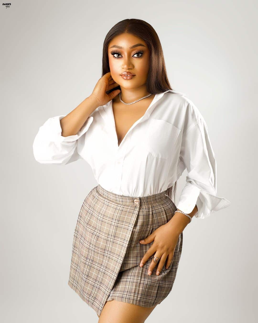 Isreal DMW’s estranged wife, Sheila rolls out stunning photos as she turns 23