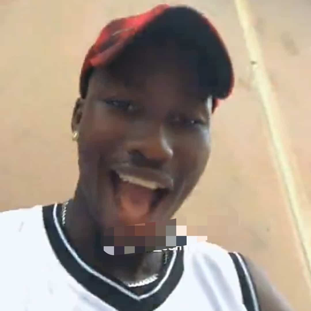 Nigerian barber worries about payment after being served jollof rice, 2 turkey pieces, Pepsi for home service