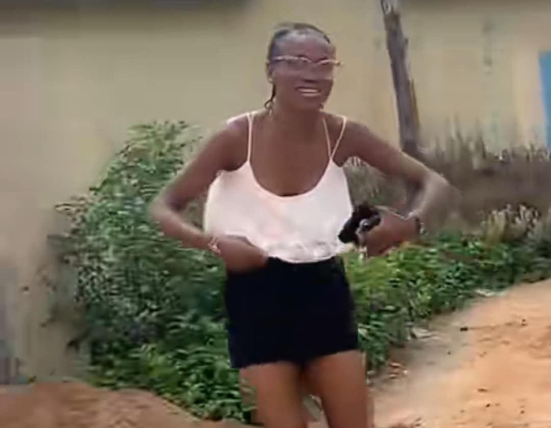 Nigerian lady dances in joy as her brother adds 'aunty' to her name for the first time