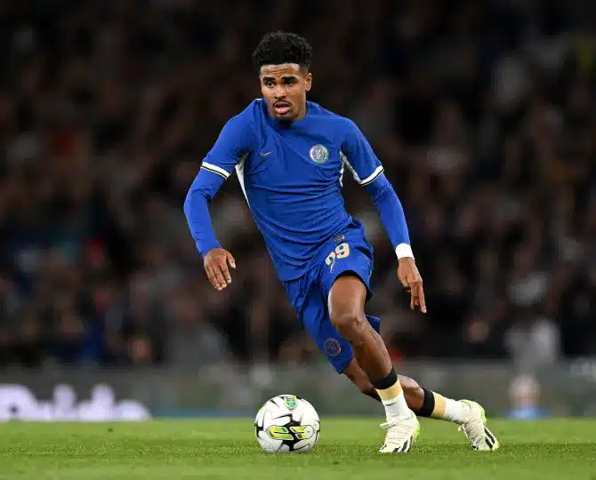 Aston Villa sign Chelsea defender Ian Maatsen after Dortmund's loan spell