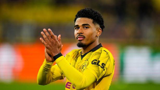 Aston Villa sign Chelsea defender Ian Maatsen after Dortmund's loan spell