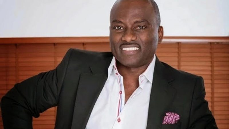 Dayo Adeneye recounts how ladies fainted during 2Face's performances